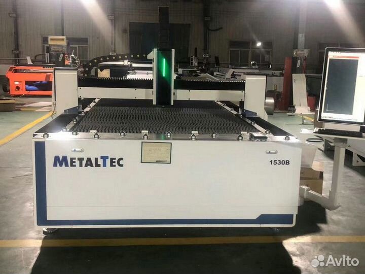 Оптоволоконный станок лазерный MetalTec 1530B