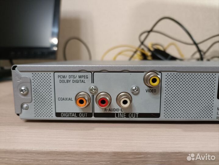 DVD плеер Sony dvp ns355