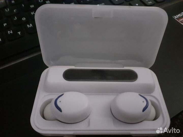 Samsung Galaxy A10, 2/32 ГБ