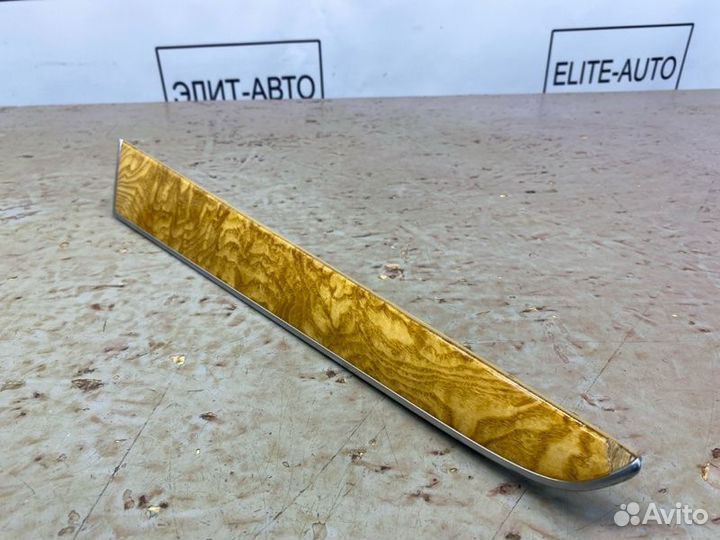 Декоративная накладка двери передняя левая Audi Q5