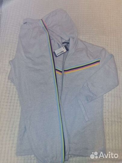 Спортивный костюм женский