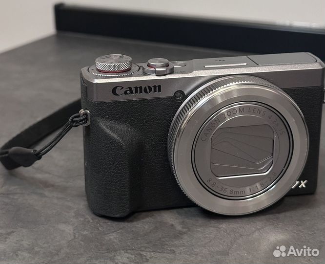 Фотоаппарат Canon PowerShot G7X Mark III