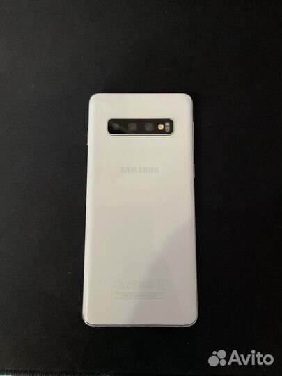 Samsung Galaxy S10, 8/128 ГБ