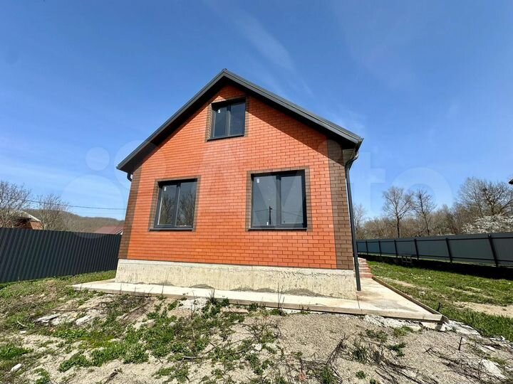 Дом 100 м² на участке 6 сот.