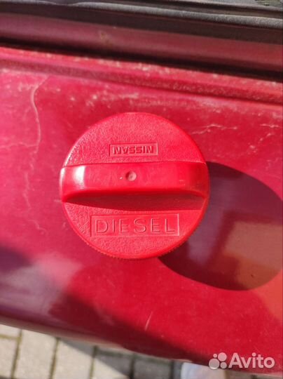 Крышка топливного бака Nissan Diesel