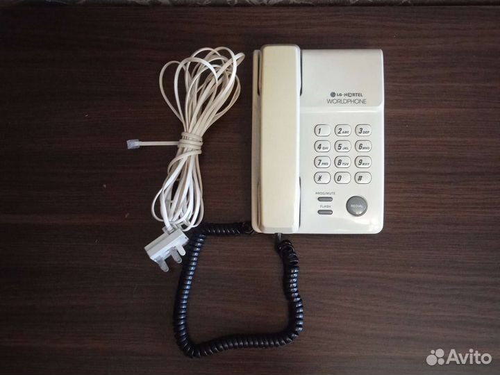 Телефон