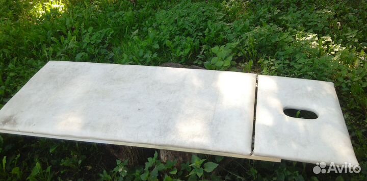 Массажный стол с отверстие 2х секционный без ножек