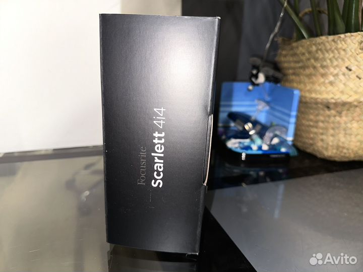 Аудиоинтерфейс Focusrite Scarlett 4i4 4th Gen