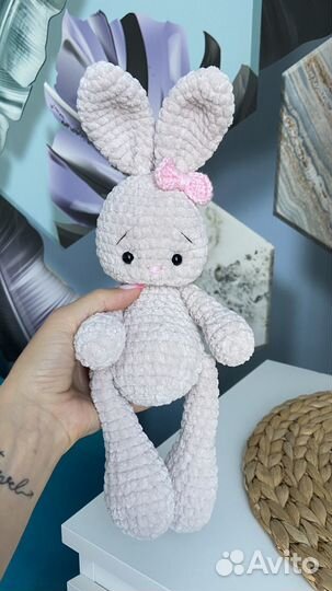 Зайка амигуруми