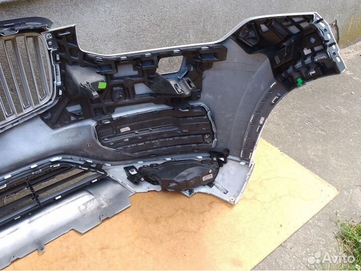 Volvo XC90 II 2015-2019 передний бампер