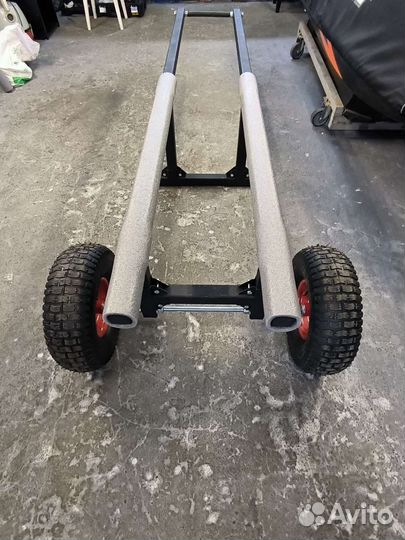 Тележка для гидроцикла стоячего