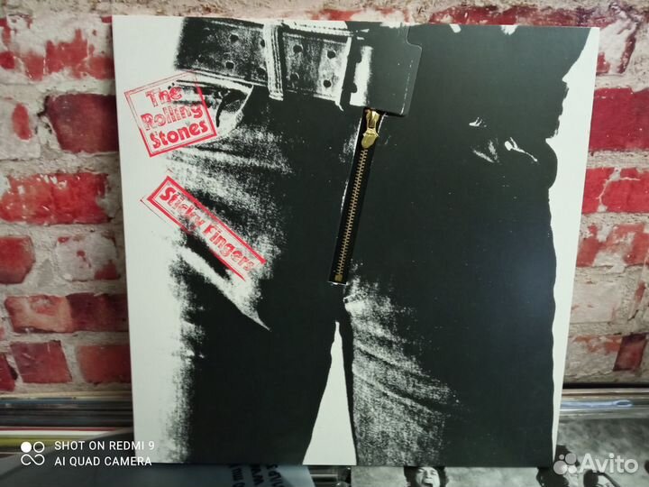 THE rolling stones ''sticky fingers''remastered 20