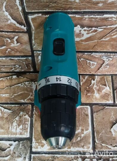 Аккумуляторная дрель-шуруповерт Makita 6280 D