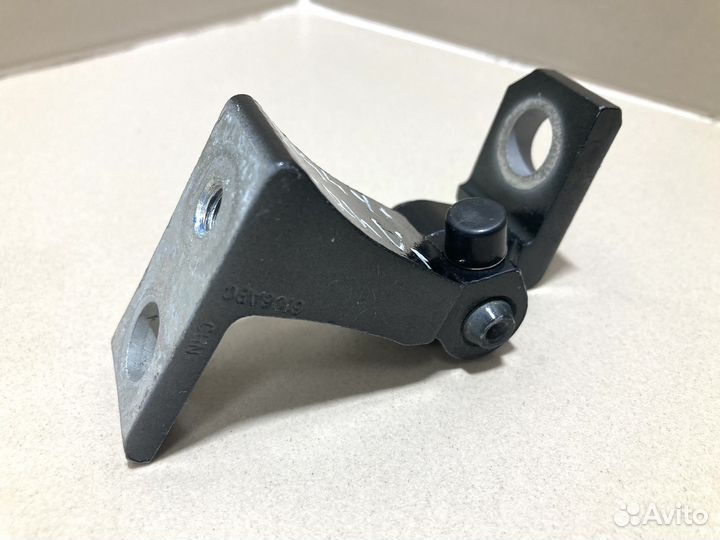 Петля двери Chery Tiggo 4 c 2017