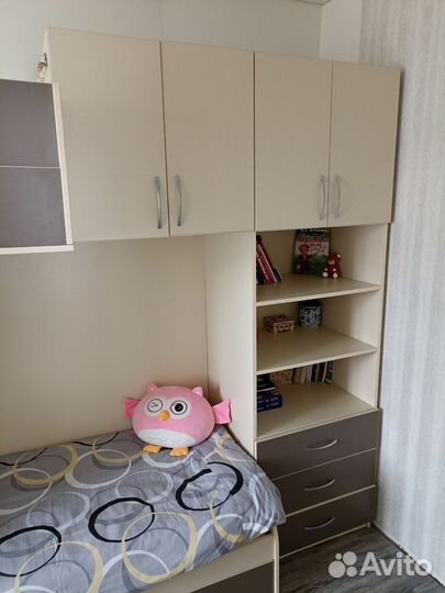 Двухъярусная кровать б/у с матрасами