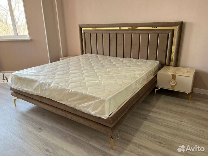 Спальные Гарнитуры