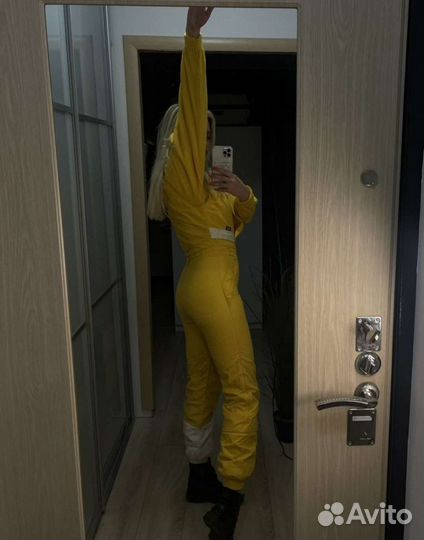 Аренда женского костюма из 90-х