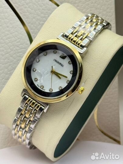 Наручные часы женские swarovsky