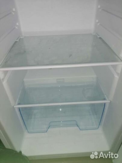 Холодильник Hi