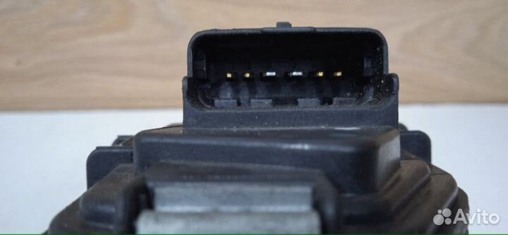 Дроссельная заслонка Peugeot 207 1 ET3 KFU