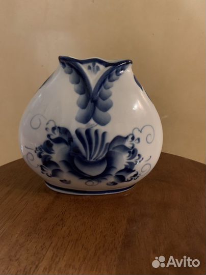 Гжель Ваза и статуэтки животных