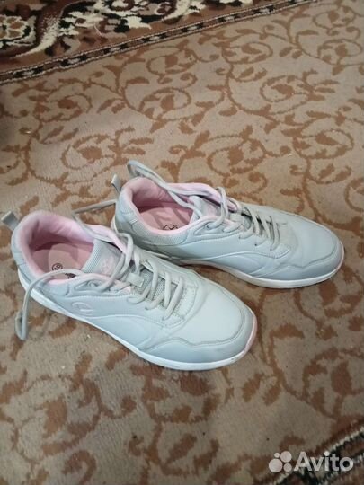 Ботинки зимние женские