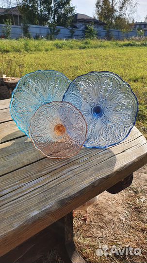 Ваза для фруктов, конфетница цветное стекло