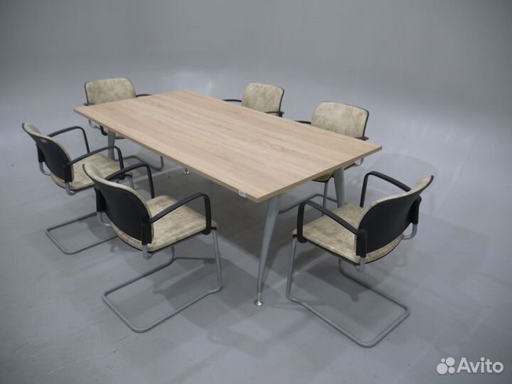 Кресло в переговорную