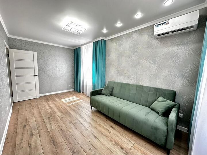 2-к. квартира, 57 м², 7/25 эт.