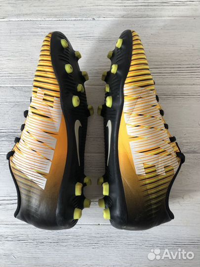 Детские бутсы Nike JR Mercurial Vortex III FG US 5