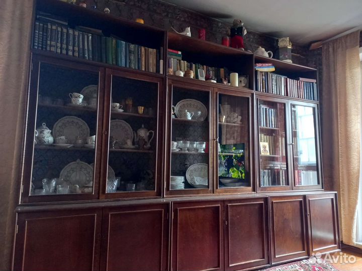 Стенка в гостиную