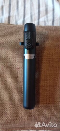 Селфи-палка Remax RL-EP03 Bluetooth