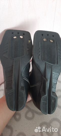 Лыжные ботинки р.30