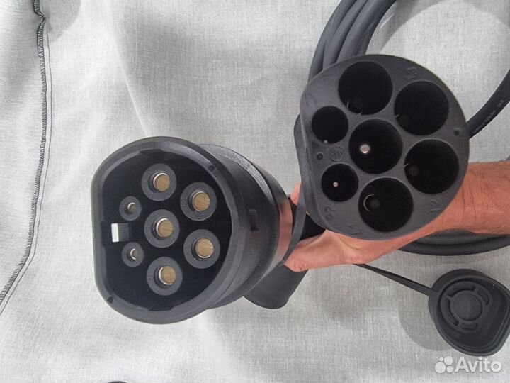 Кабель Type2 на Type2