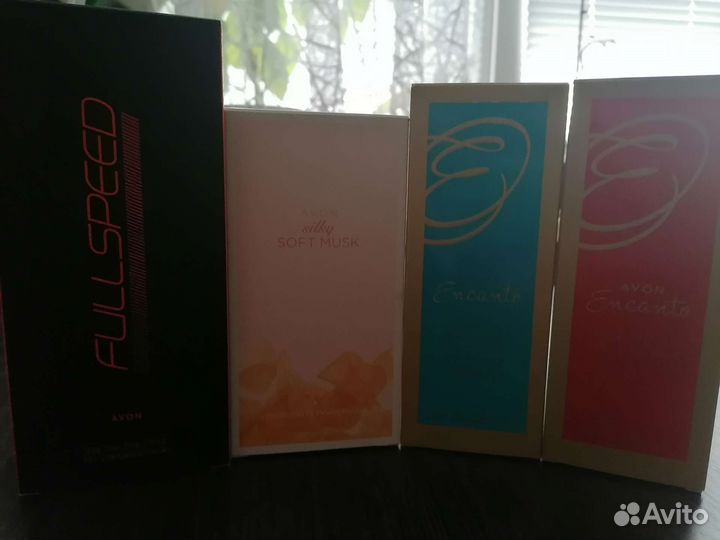 Гель для душа avon