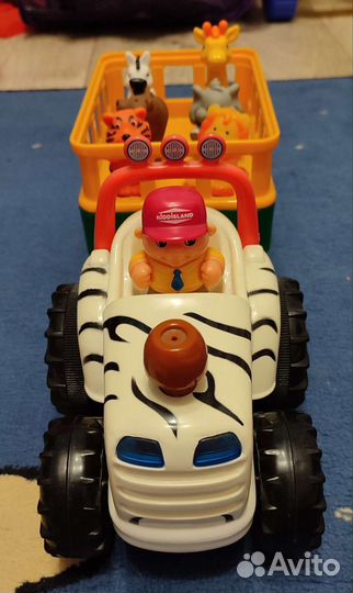 Детский трактор с прицепом