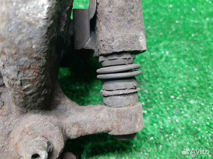 Суппорт тормозной передний правый Peugeot 407 (6E