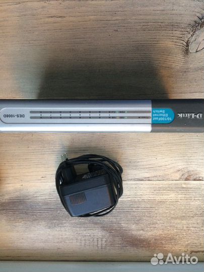 Коммутатор D-Link DES-1008D
