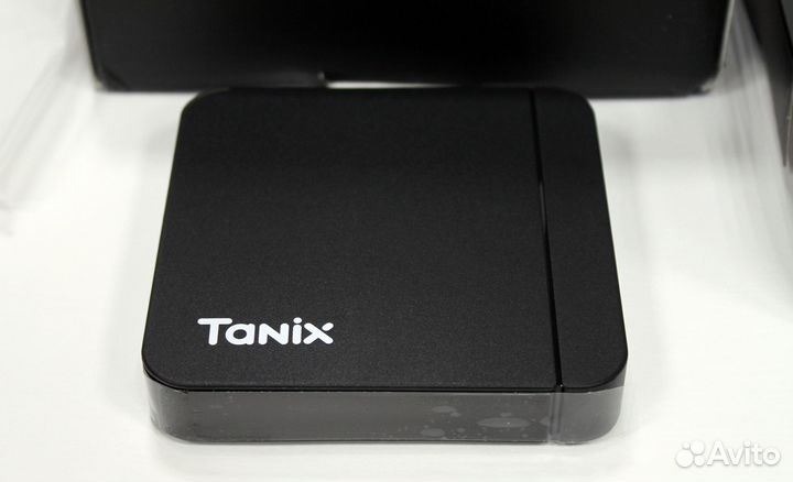 SMART TV приставка Tanix W2 2/16гб