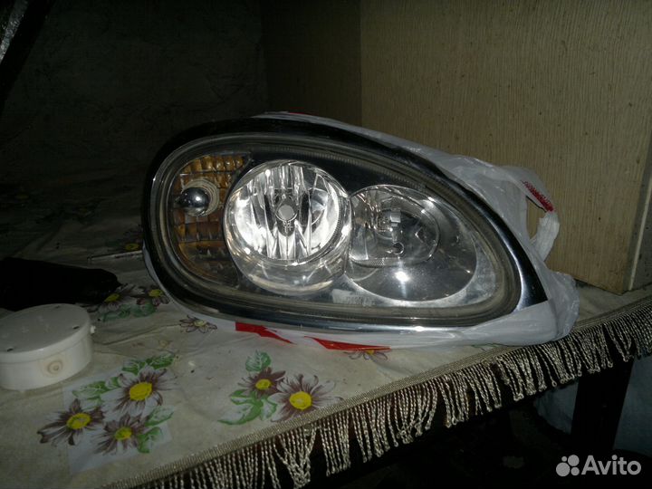 Фара газ 31105