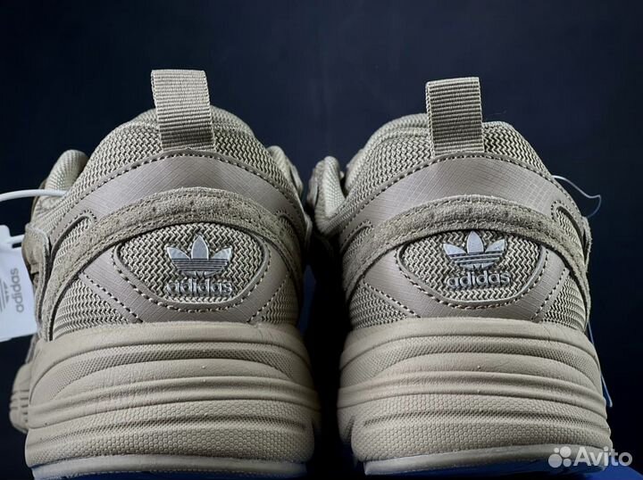 Adidas мужские кроссовки новые