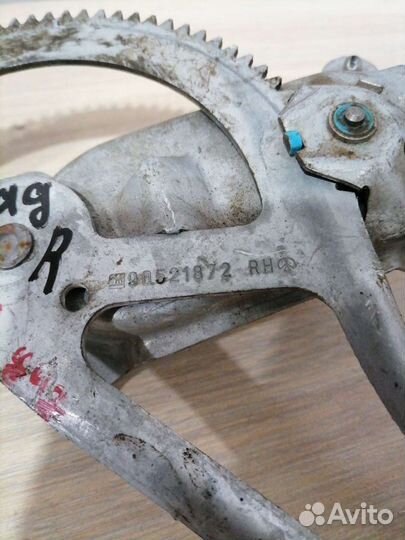 Стеклоподъемник задний правый Opel Astra G 98-03г