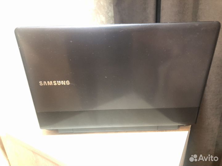 Игровой ноутбук Samsung b970/6gb/2 видеокарты