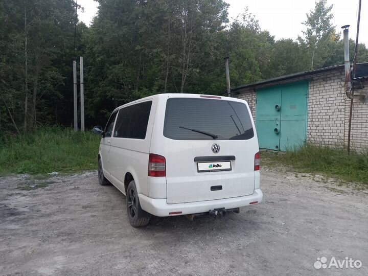 Volkswagen Transporter 2.0 МТ, 2010, 215 000 км