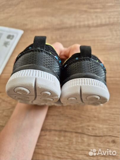 Кроссовки детские 20 размер