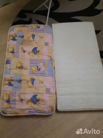 Продам вещи для кроватке