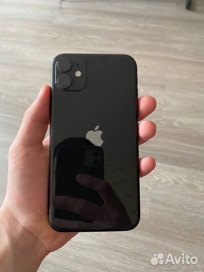 Телефон iPhone 11
