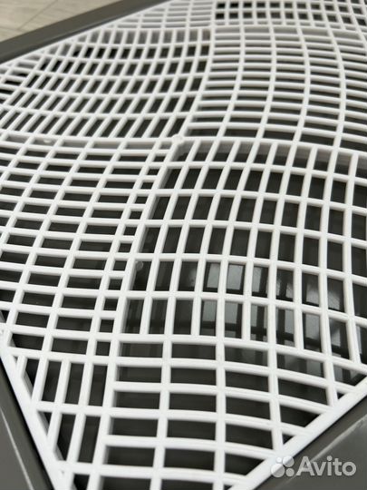 Мини-лоток с сеткой для щенков и маленьких собак