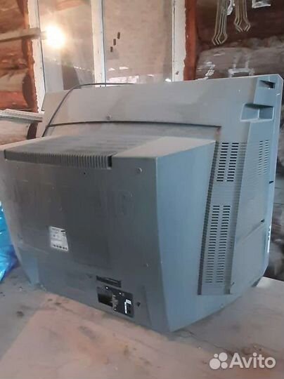 Телевизор samsung