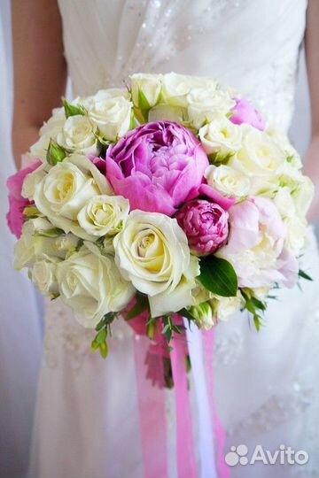 Свадебный букет пион